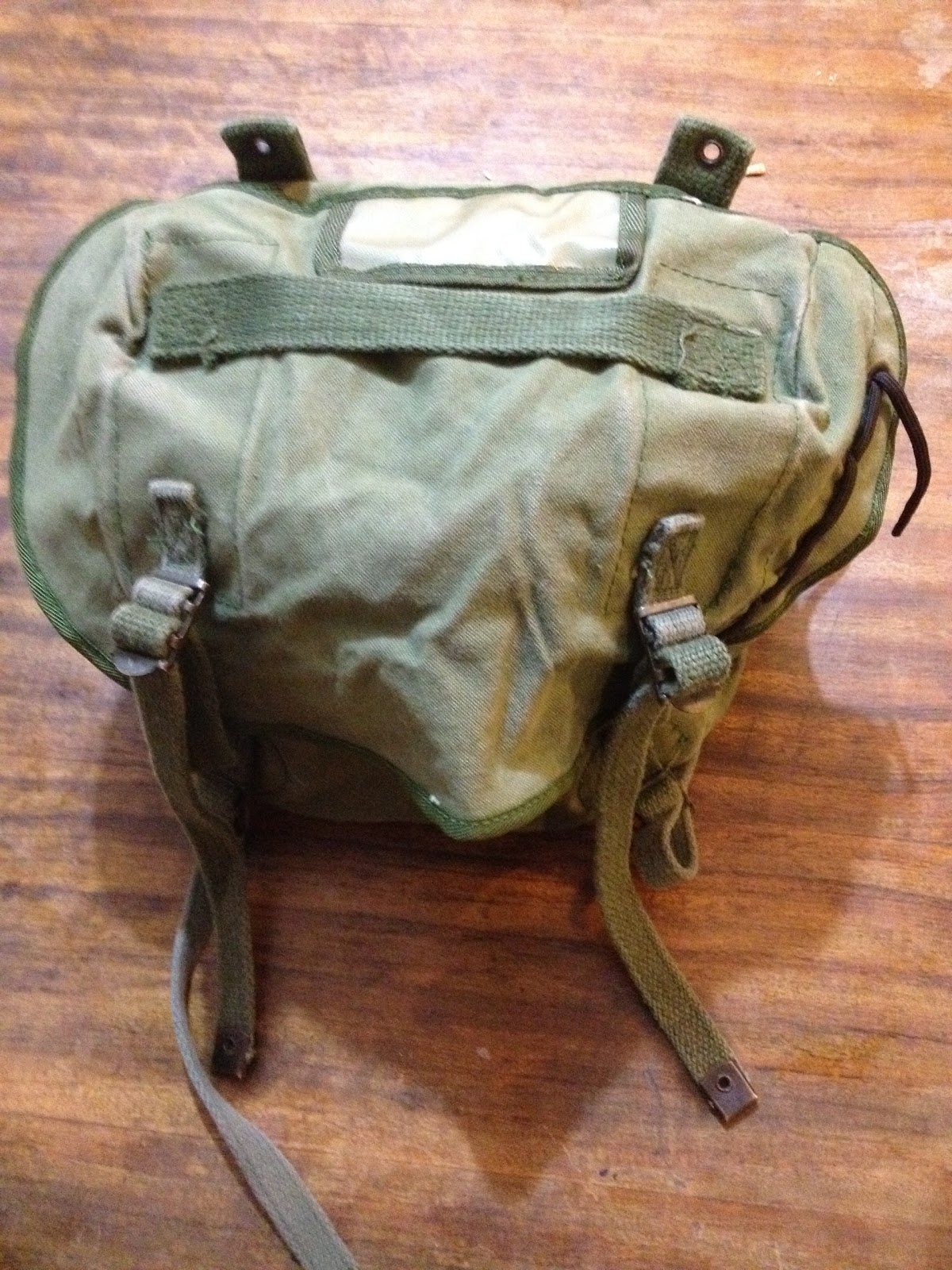 ApocalypseEquipped: Review: Australian Army Butt Pack
