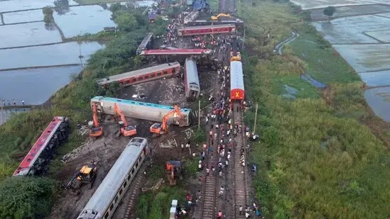 तमिलनाडु रेल दुर्घटना: रेलवे ने कावराईपेट्टई में टक्कर की उच्चस्तरीय जांच के आदेश दिए; तोड़फोड़ के पहलू पर भी नजर रखी जा रही है