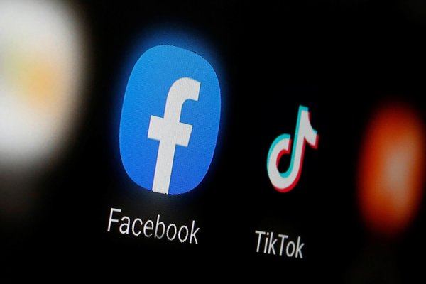 تقارير: تطبيق TikTok يجهز ميزة جديدة لمنافسة فيسبوك