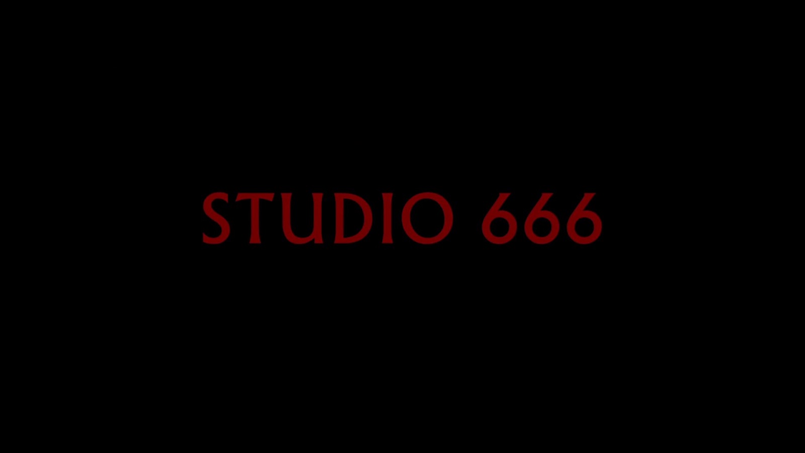 Terror en el Estudio 666 (2022) 1080p BRRip Latino