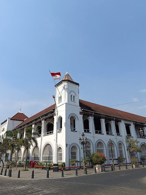 bank-mandiri-kota-lama-semarang