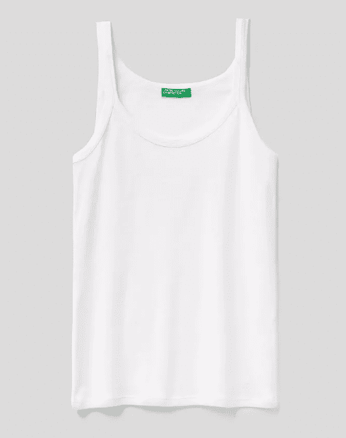 Camiseta blanca de mujer de Benetton