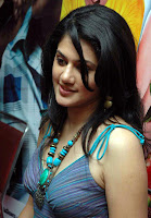 Actress Taapsee Pannu Cute Looking Images, Sexy Taapsee latest stills from Jhummandi Naadam Press Meet