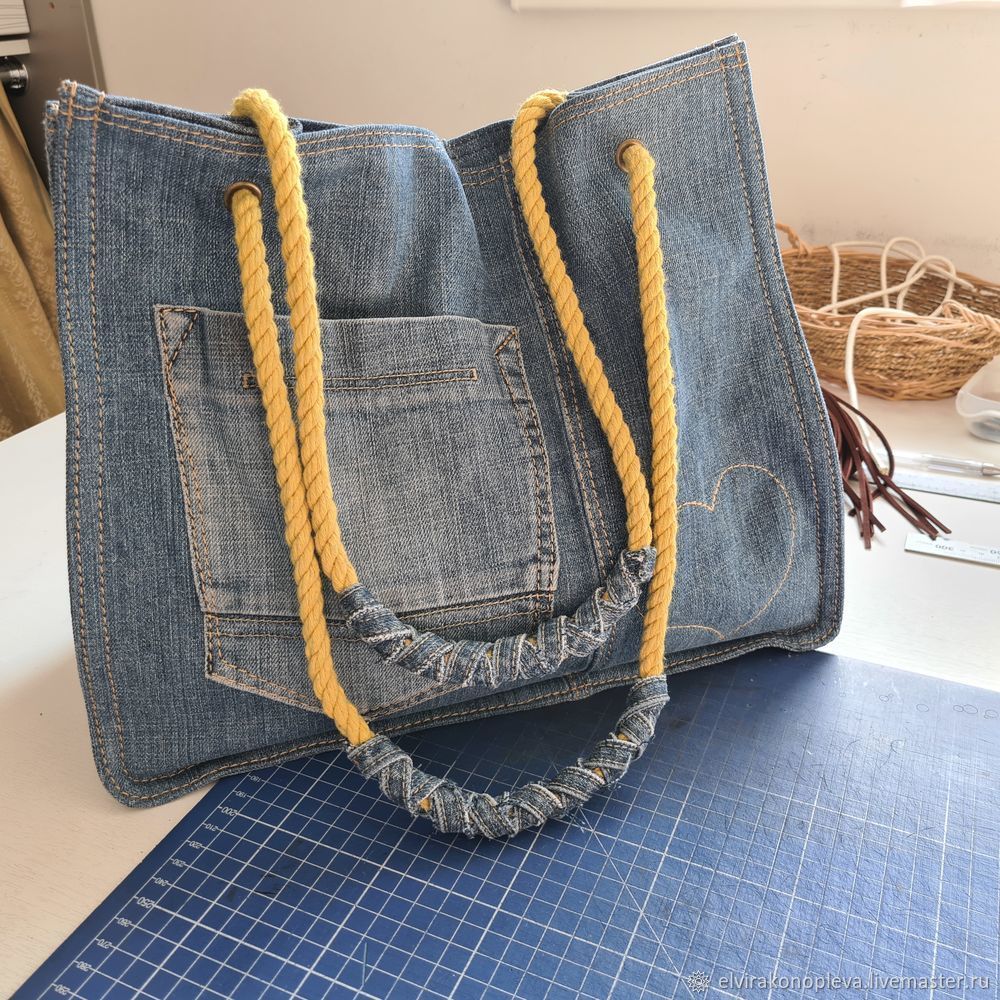 QUICK AND EASY JEANS TOTE BAG SEWING TUTORIAL | RECYCLED MATERIALS BAG | DENIM  BAGS FROM OLD JEANS - YouTube