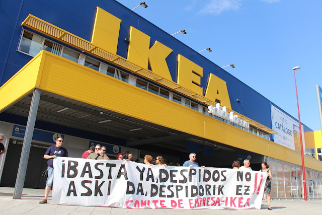 Los trabajadores de Ikea se movilizan por los despidos
