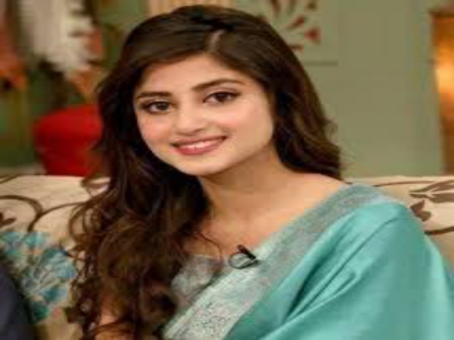 Hot-Pakistani-Girls-Actress-Wallpapers-HD-Image-11