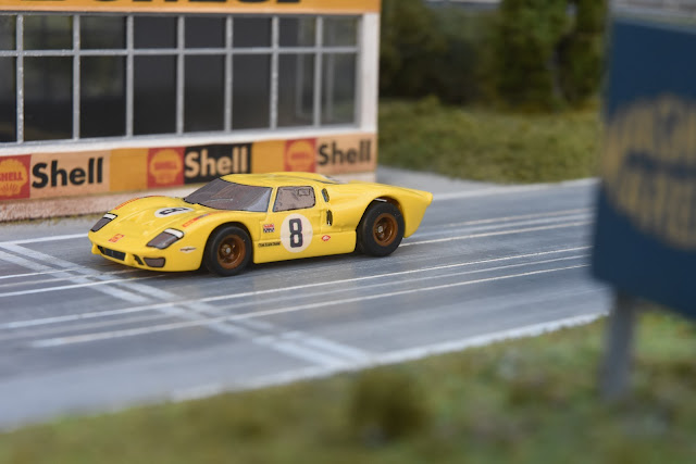 Custom h0 Slot Car FORD GT40 24h Le Mans 1968 Strahaven Limited #12