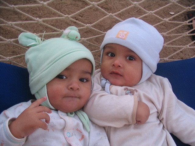 cute twins baby photos