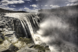 Dettifoss waterfall travel guide, Iceland - Hiking trails at Dettifoss (west and east)