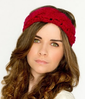 http://translate.googleusercontent.com/translate_c?depth=1&hl=es&rurl=translate.google.es&sl=auto&tl=es&u=http://www.hopefulhoney.com/2014/05/chunky-cabled-headband-crochet-pattern.html&usg=ALkJrhh6_3oJw6crpp2c8tZW-ucMdfISTQ