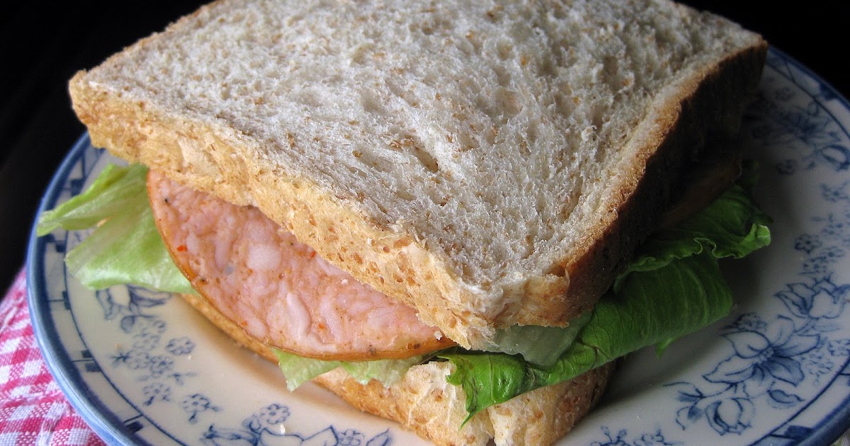 RESEPI NANNIE: SANDWICH CHICKEN SALAMI