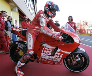 Casey_Stoner_GPItalia2009(01)