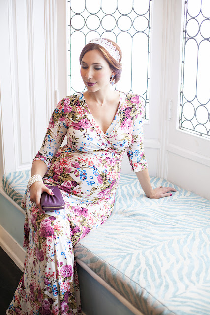 Fashion and Travel Blogger Amy West features this Floral Maternity Maxi from Pink Blush Maternity on her latest outfit post. 