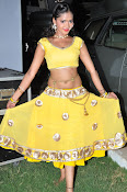 shreya vyas latest hot pics-thumbnail-33