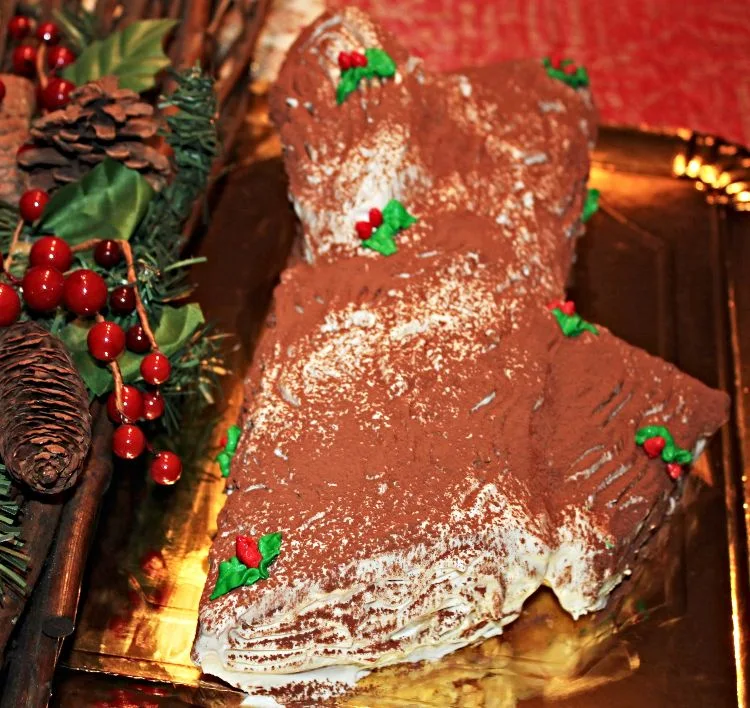 Tronco de navidad de tiramisú