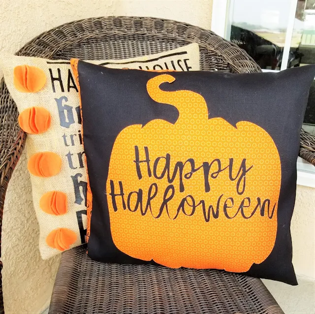 Fall pillow covers with applique