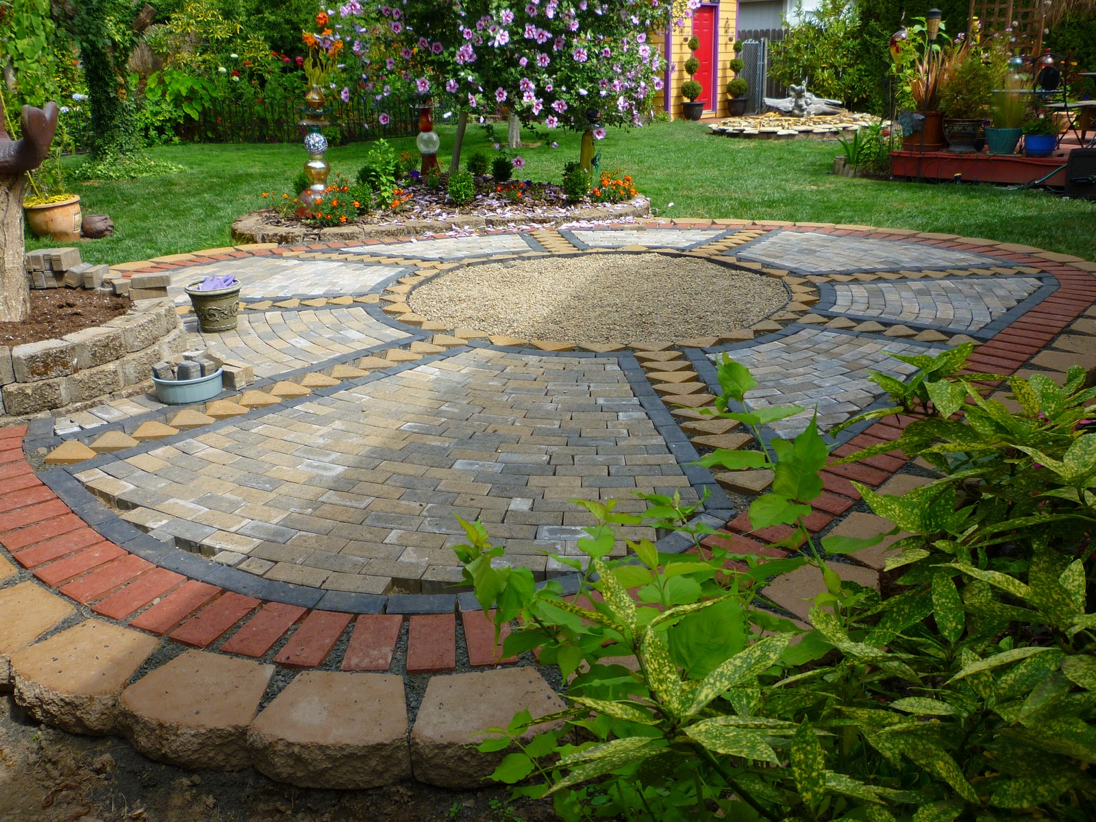 Wonderful Outdoor Fire Pit Stone Designs