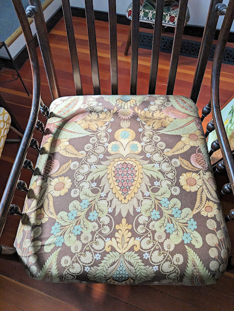 Upcycling a Vintage Thrift Store Chair