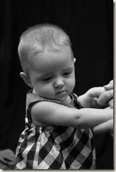 bw standing lila