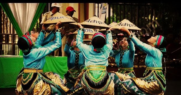  Tari Caping Ngancak Tarian Tradisional dari Lamongan Jawa 