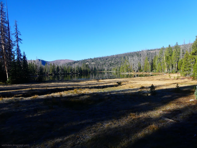 083: lake from frosty meadow