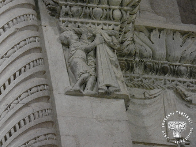 SAINT-PAUL-TROIS-CHATEAUX (26) - Cathédrale romane Notre-Dame (Extérieur)