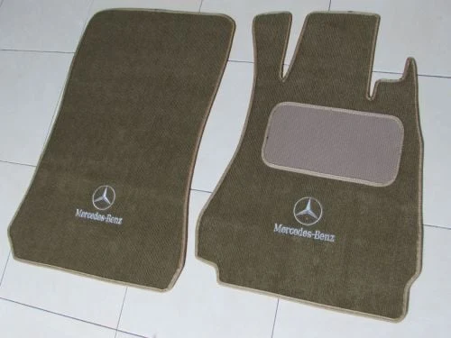 Karpet W221 Logo Bintang Warna Coklat Muda Bahan Beludru Super - Kode 1733 - Harga 900rb Karpet W221 Logo Bintang Warna Coklat Muda Bahan Beludru Super - Kode 1733 - Harga 900rb