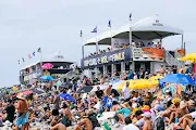 surf30 wsl rip curl finals Crowd 22Finals DIZ 4873 Thiago Diz