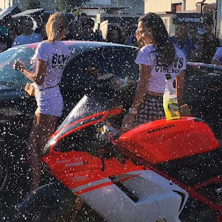 Car-wash girls