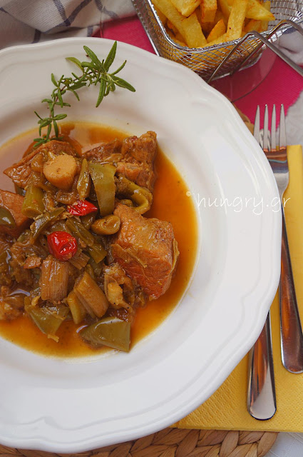 Pan-fried Pork with Leek (Prasotigania)