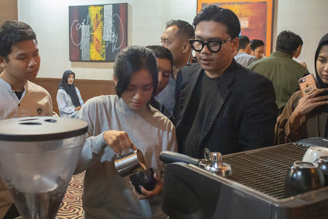 Wadahi para Pecinta Kopi, Solo Paragon Hotel and Residences Sukses Gelar “Barista Class”