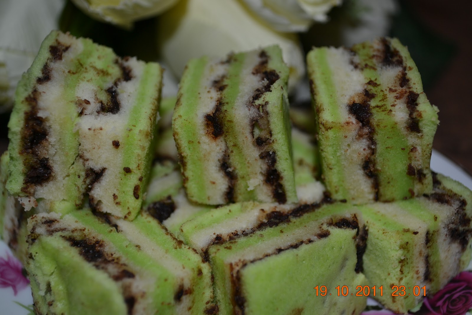 Angah Homemade: Kek Lapis Pandan Kukus