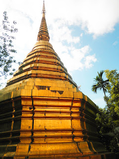 สถานที่ท่องเที่ยว พระเจดีย์วัดพระแก้ว