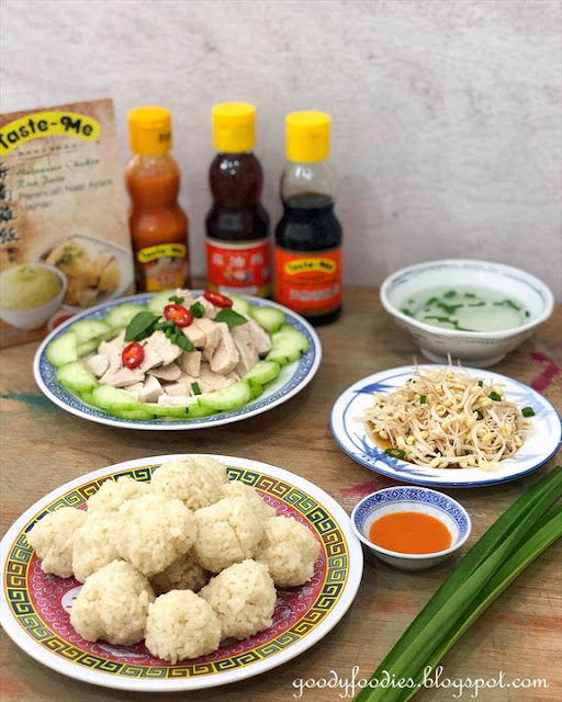 Hainanese chicken rice balls recipe