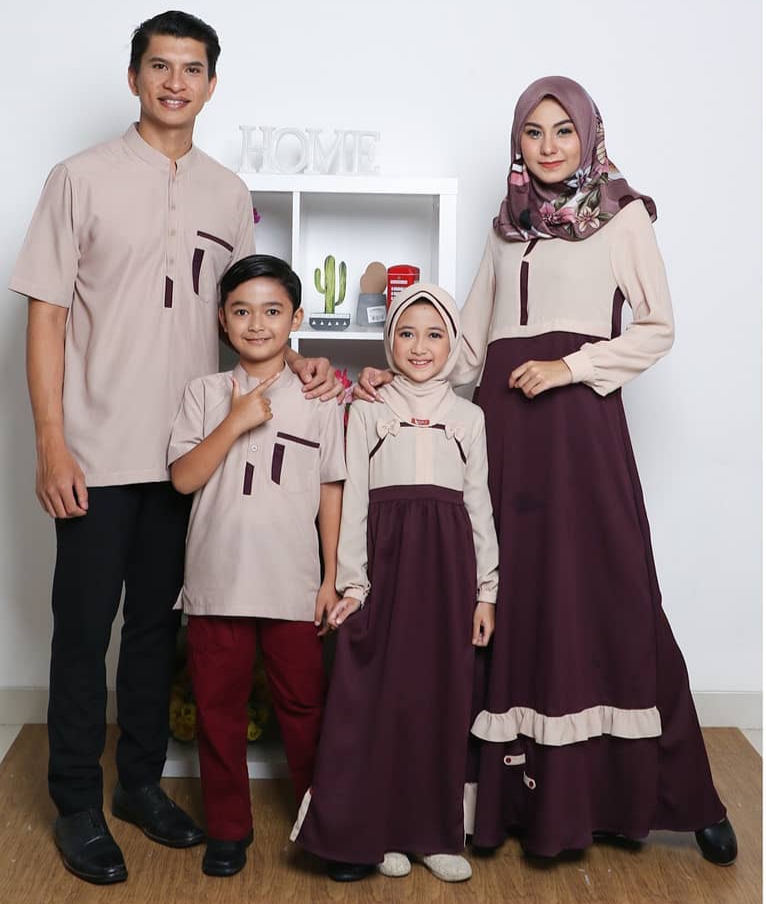  Model  Baju  Couple  Lebaran  Terbaru  Dan Terbaik Tahun 2022  