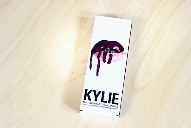 Kylie Lip Kit in Kourt K