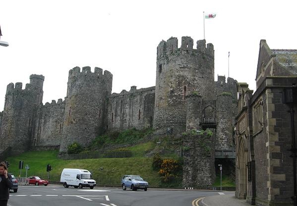 pictures of castles at night. ring of castles in Wales.