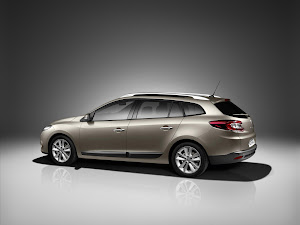 New Renault Megane Estate 2010 (5)