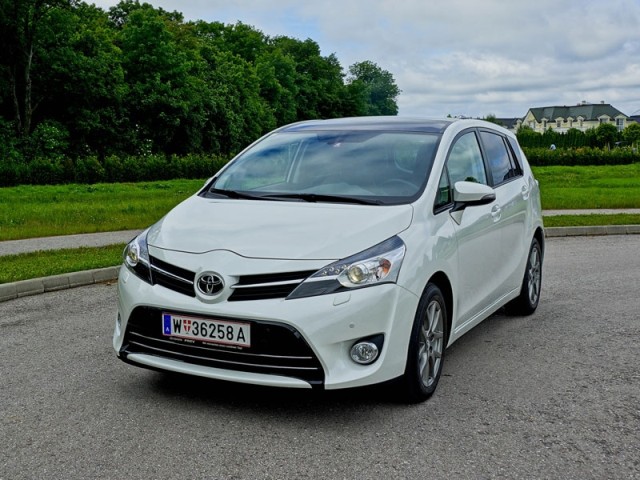 Toyota Verso 2013