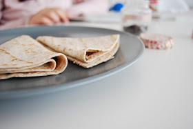 la merienda más fácil del mundo. Tortitas de maiz con nocilla