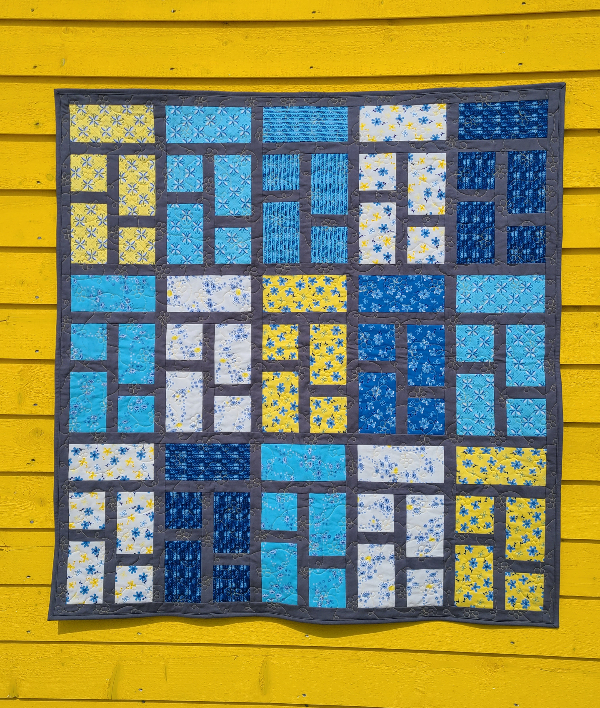 Formal Garden baby quilt | DevotedQuilter.com