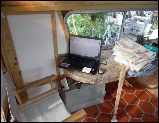06-27-caravan-online