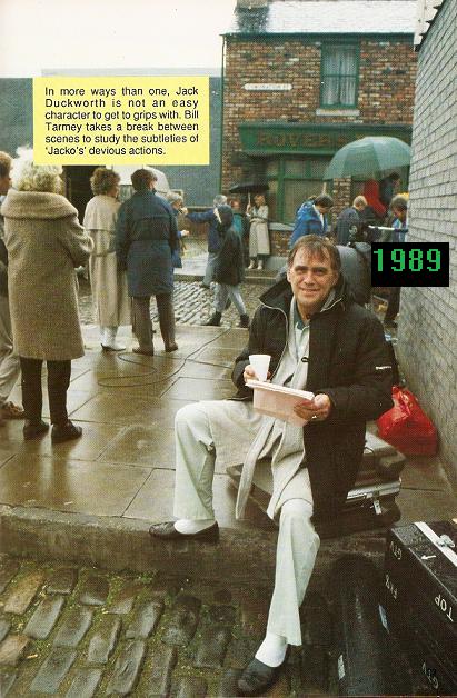 I found this fabulous 1989 pic of William Tarmey having a quick cuppa