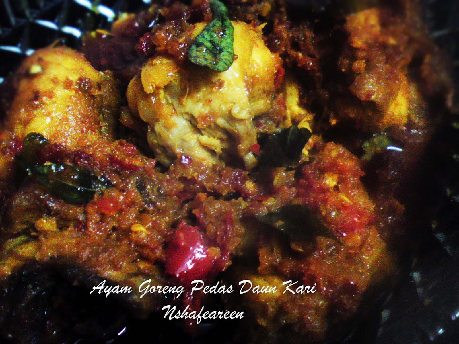 Ayam Goreng Pedas Daun Kari ~ Nshafeareen®