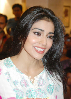 shriya saran at blind car rally winners event photo gallery