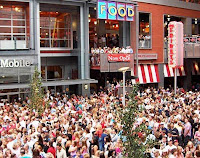   Fourth Street Live in downtown Louisville for the free Gretchen Wilson concert Photo by Derek Cashman 2004