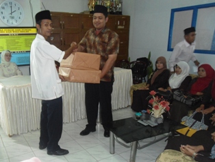 ACARA PERPISAHAN MAHASISWA PPL STKIP BUKITTINGGI - JUSTIC