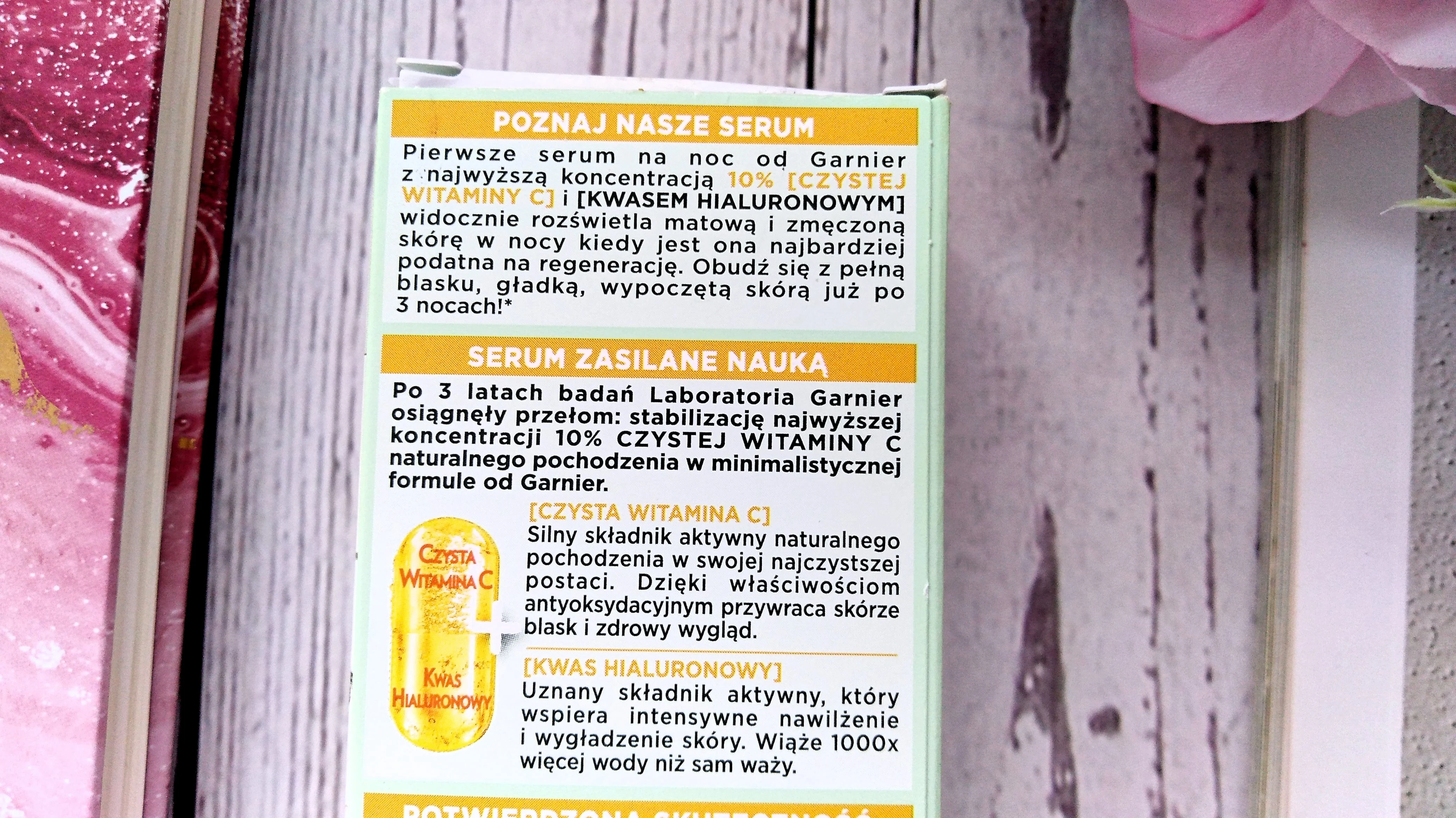 Garnier Vitamin C rozświetlające  serum na noc