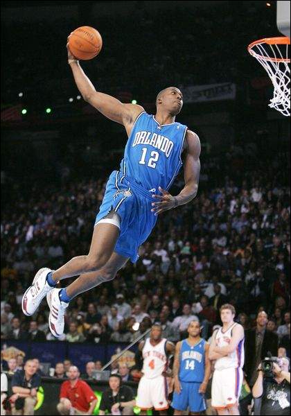 dwight howard dunking pictures