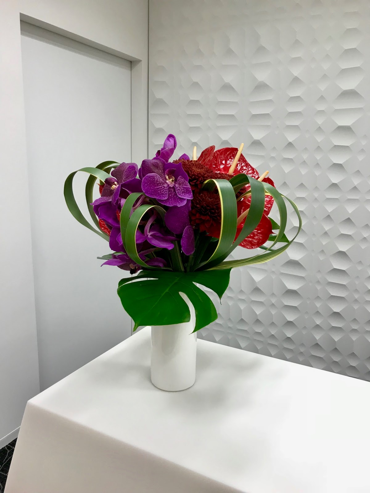 葉織 Haori Flowers 新宿区のお花屋さん オフィスの受付花 秋葉原 葉織 Haori Flowers 新宿区のお花屋さん オフィスの受付花 秋葉原